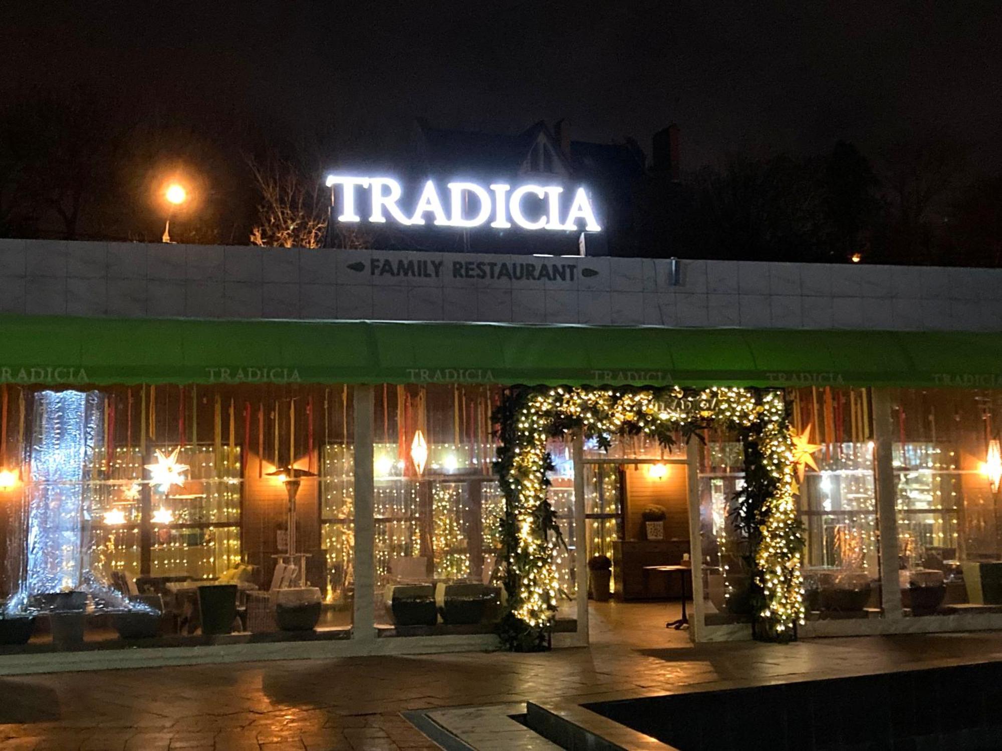 אודסה Arcadia Spacious Apartments מראה חיצוני תמונה